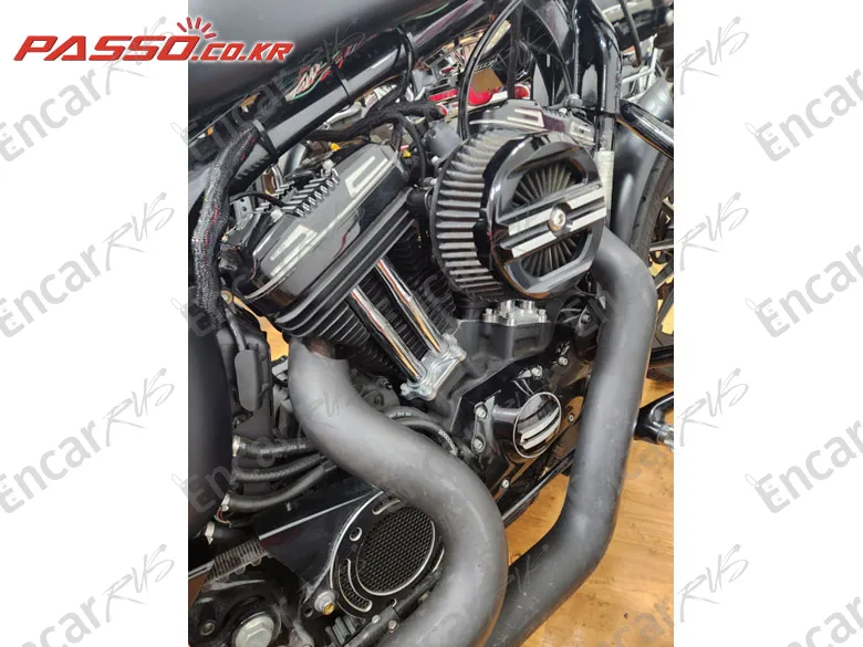 HARLEY-DAVIDSON XL 883 N - фото 4
