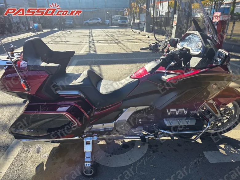 HONDA GOLDWING TOUR DCT AIRBAG - фото 0