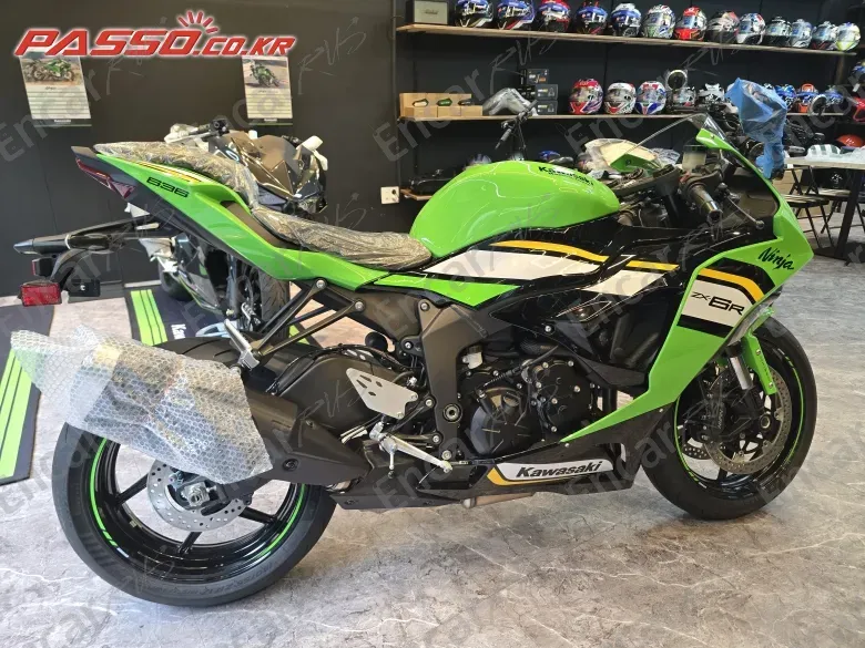 KAWASAKI ZX 6 R - фото 0