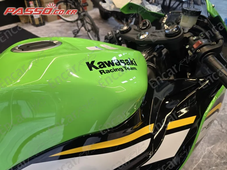 KAWASAKI ZX 6 R - фото 4