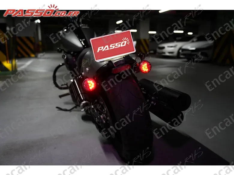 Indian Chief Bobber Dark Horse - фото 2