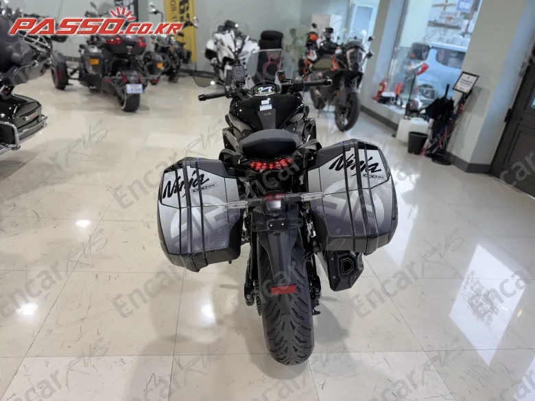 Kawasaki Z 1000 Sx - фото 2