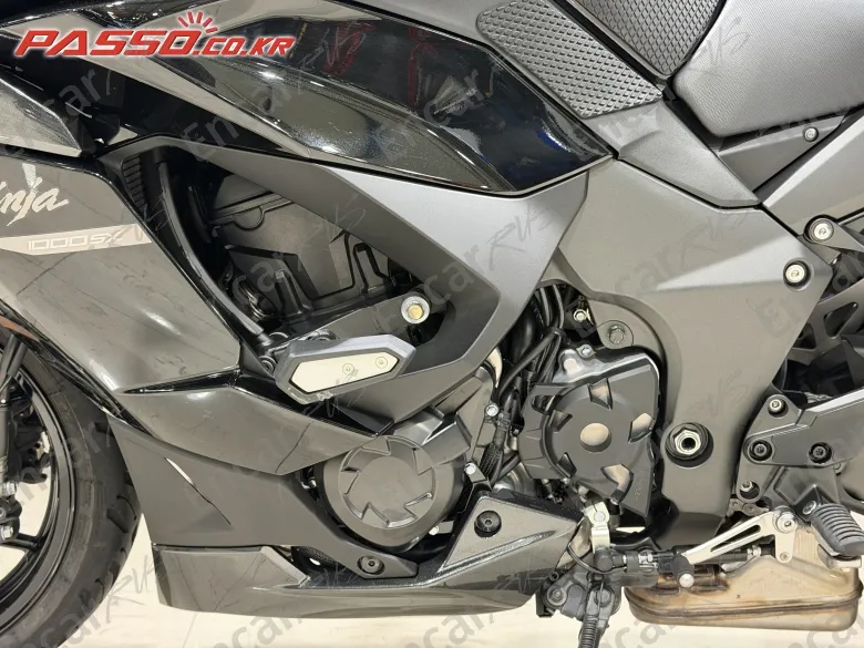 Kawasaki Z 1000 Sx - фото 4