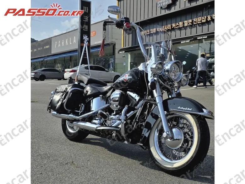 HARLEY-DAVIDSON FLSTC - фото 4