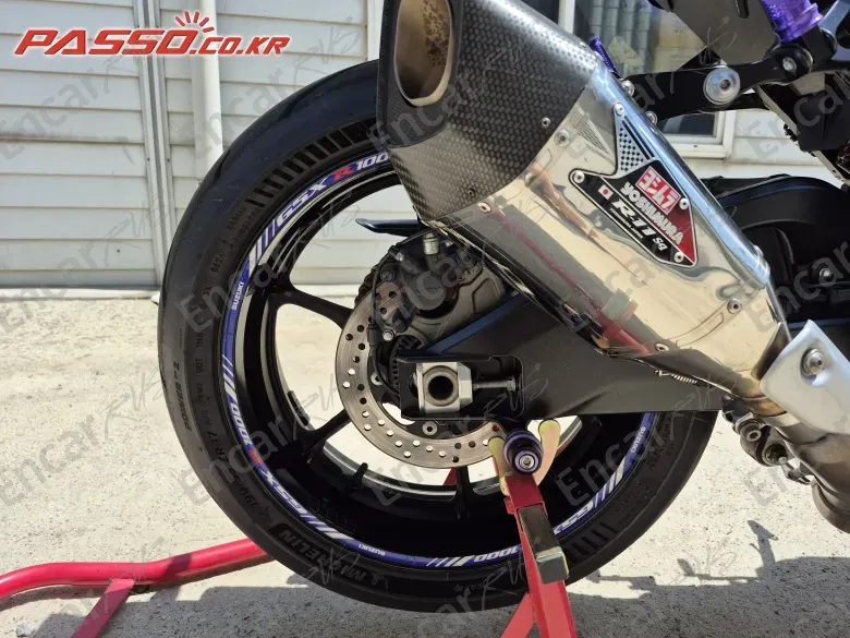 Suzuki Gsx R 1000 R - фото 6