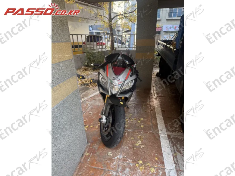 Aprilia Rsv 4 R - фото 1