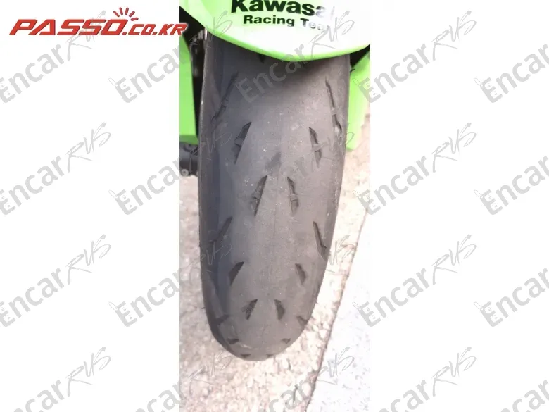 Kawasaki Zx 10 R - фото 4