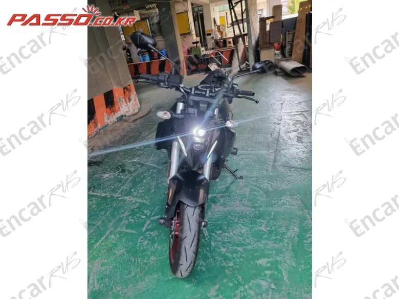 Suzuki Gsx 8 S - фото 4