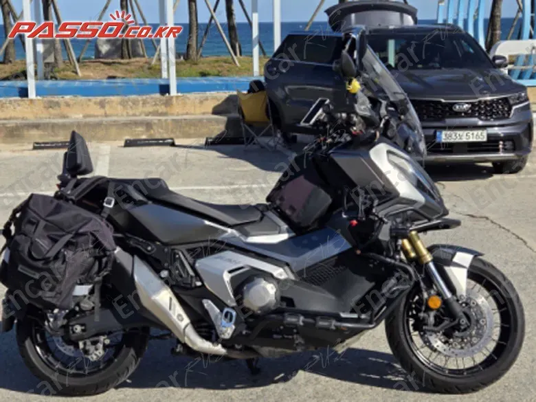Honda X Adv