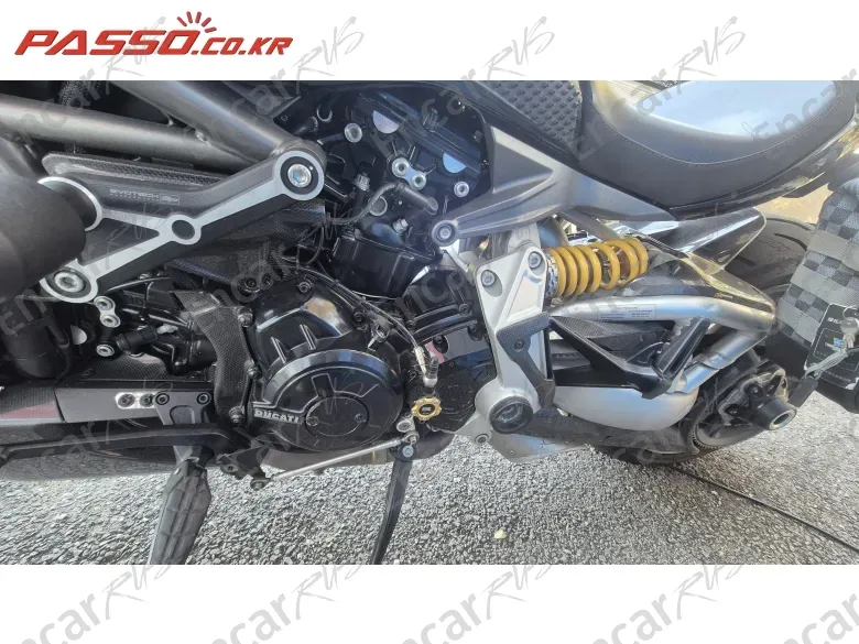 Ducati X Diavel S - фото 4