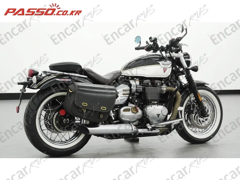 Triumph Speedmaster - фото 6