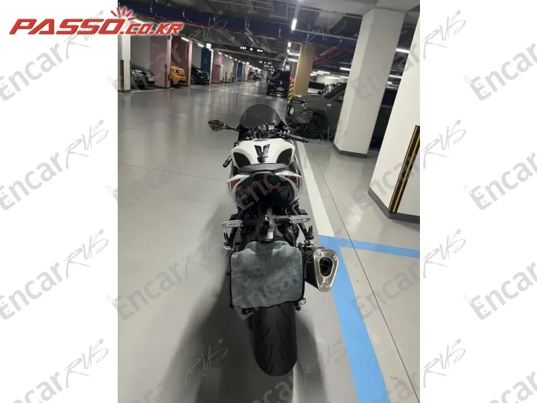KAWASAKI ZX 6 R - фото 2