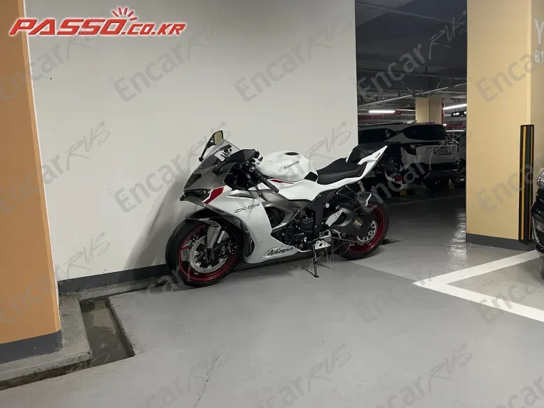 KAWASAKI ZX 6 R - фото 6