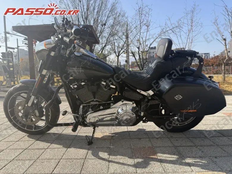 Harley-Davidson Sport Glide - фото 1