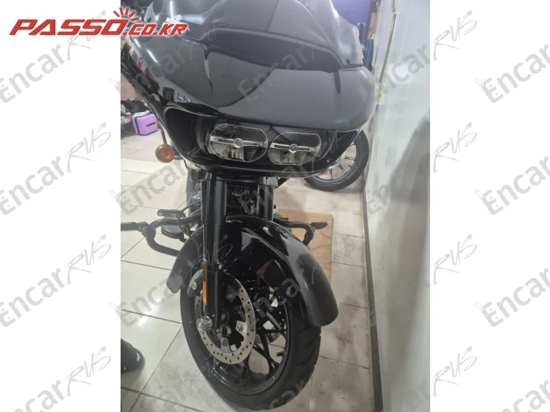 HARLEY-DAVIDSON ROAD GLIDE SPECIAL - фото 1
