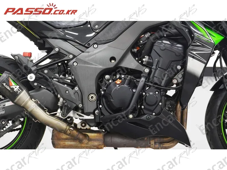 Kawasaki Z 1000 - фото 4