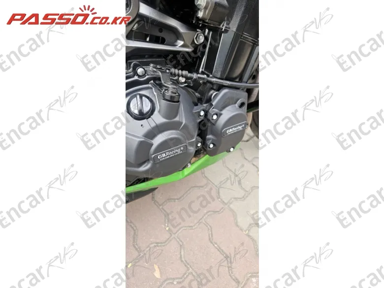 KAWASAKI Z 900 SE - фото 4