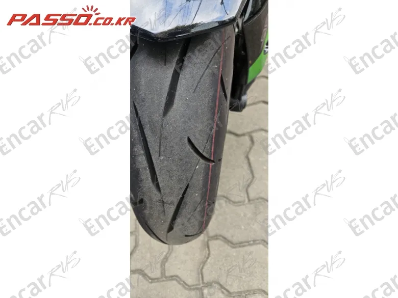 KAWASAKI Z 900 SE - фото 5