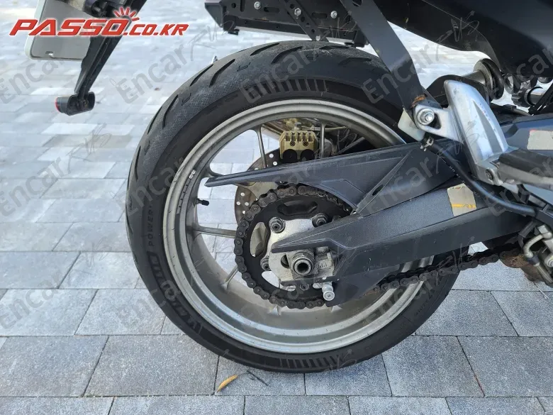 Aprilia Mana 850 - фото 5