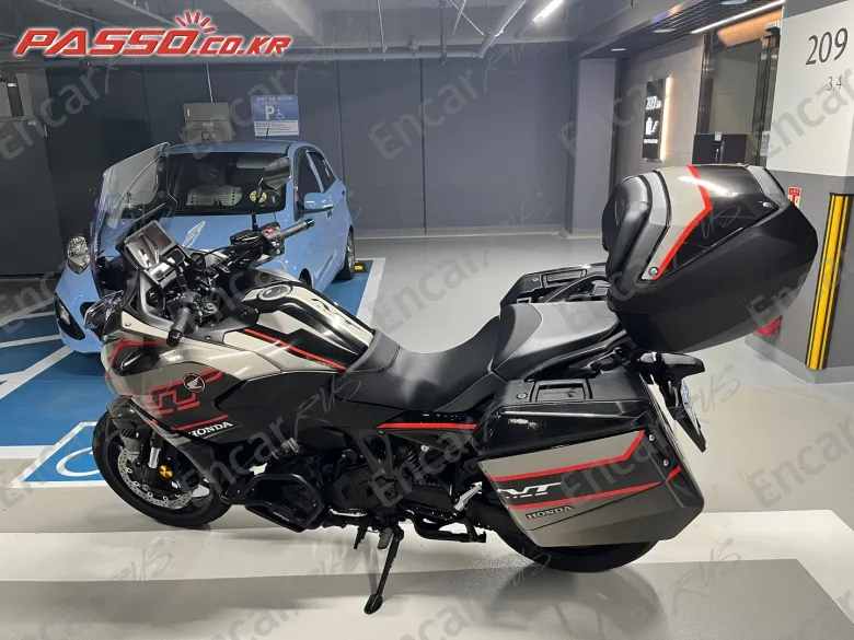 Honda Nt 1100 - фото 1
