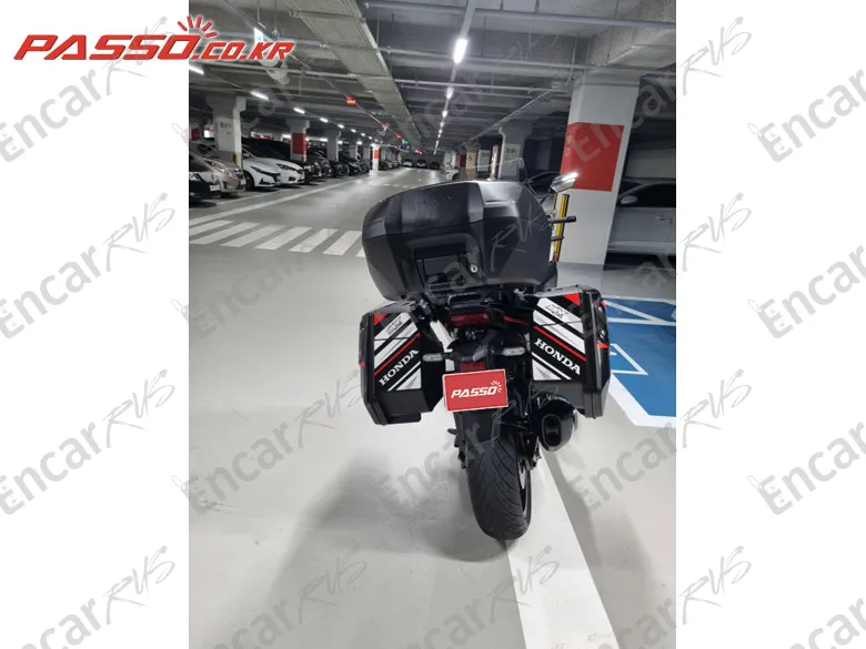 Honda Nt 1100 - фото 2
