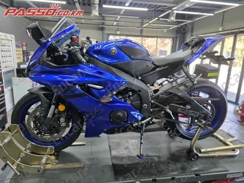 Yamaha Yzf R6 - фото 1