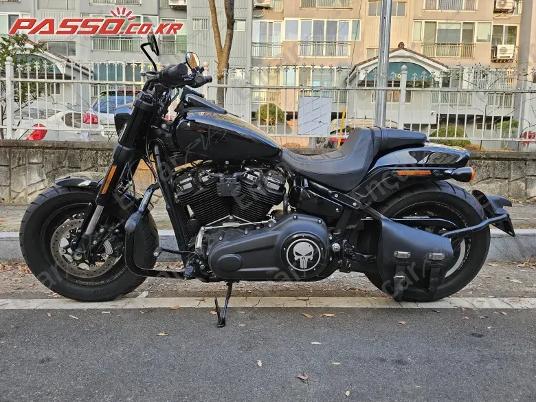 HARLEY-DAVIDSON FAT BOB 107 - фото 1