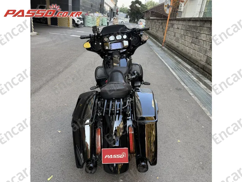 HARLEY-DAVIDSON FLHXSE - фото 2