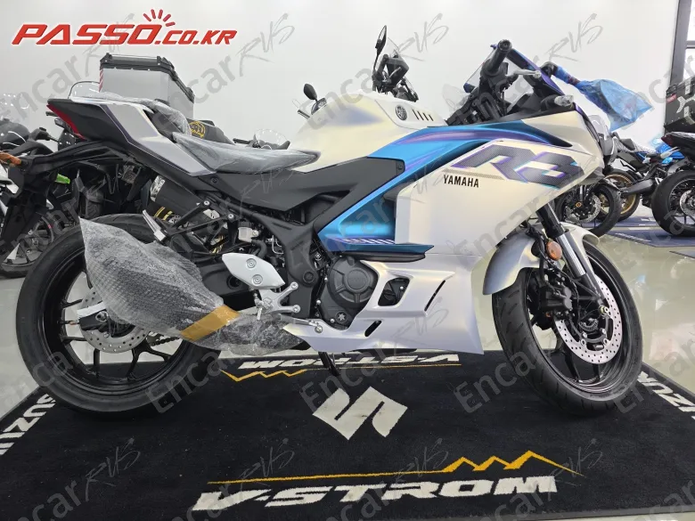 YAMAHA YZF R3 - фото 0