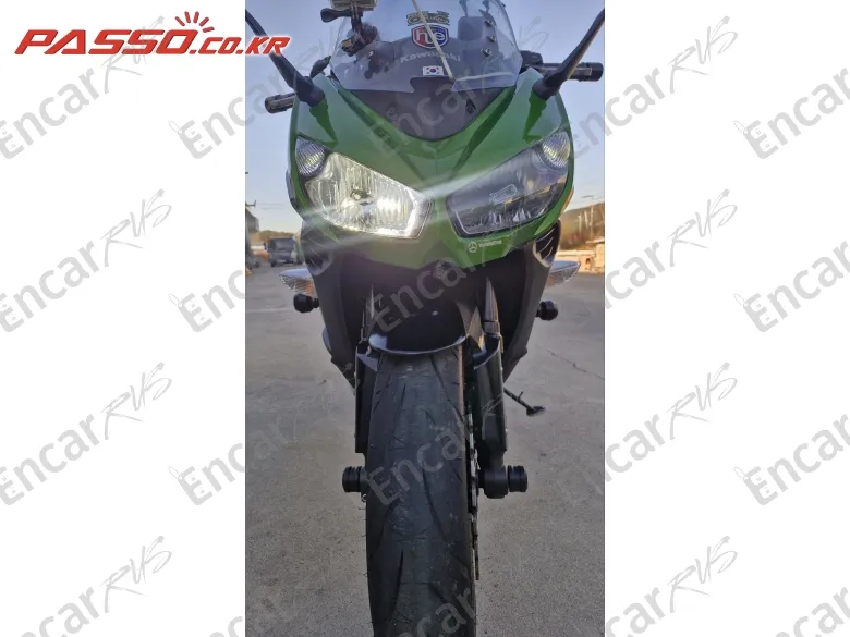 KAWASAKI Z 1000 SX - фото 3