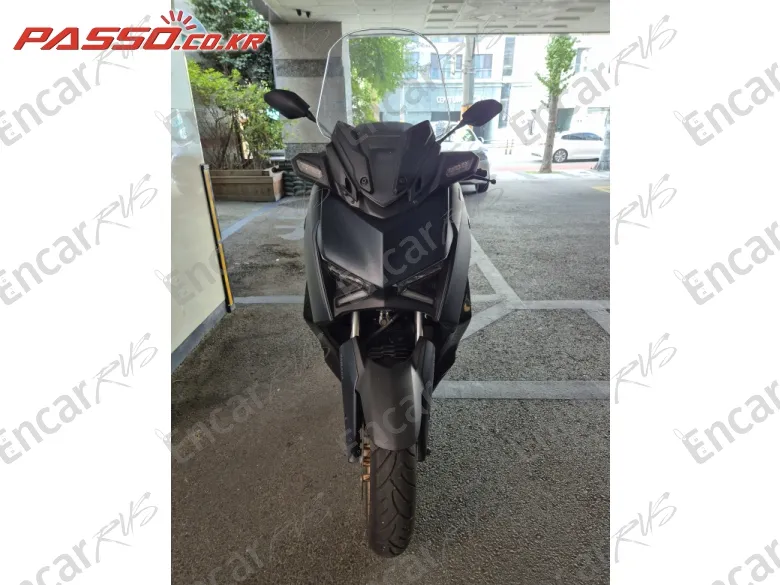 YAMAHA X MAX 300 ABS - фото 4