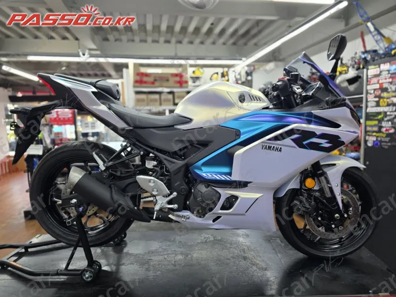 YAMAHA YZF R3 - фото 0