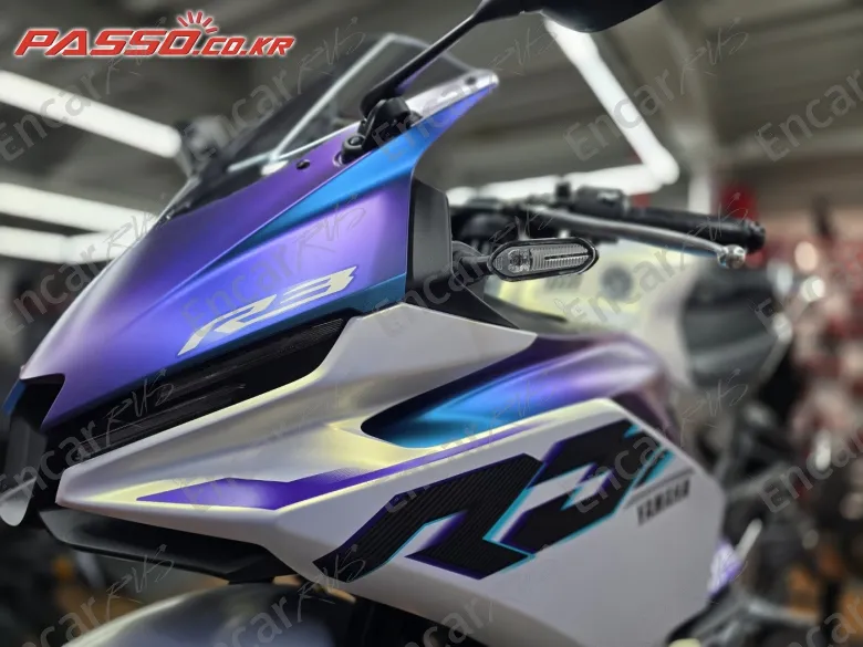 YAMAHA YZF R3 - фото 3