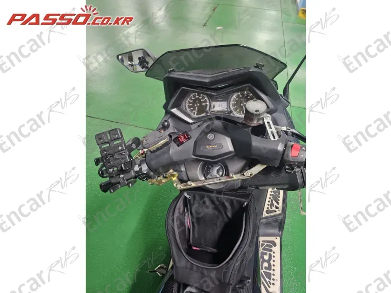 YAMAHA T MAX 530 - фото 3