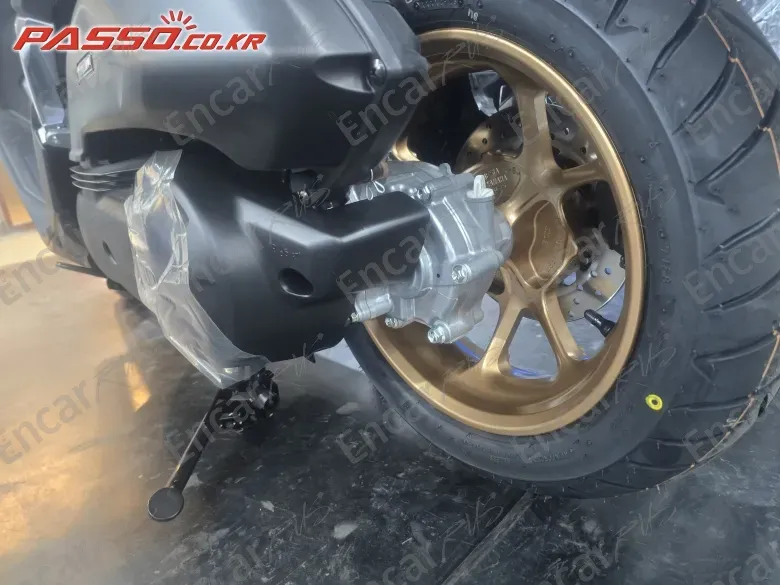 YAMAHA N MAX 155 ABS - фото 4