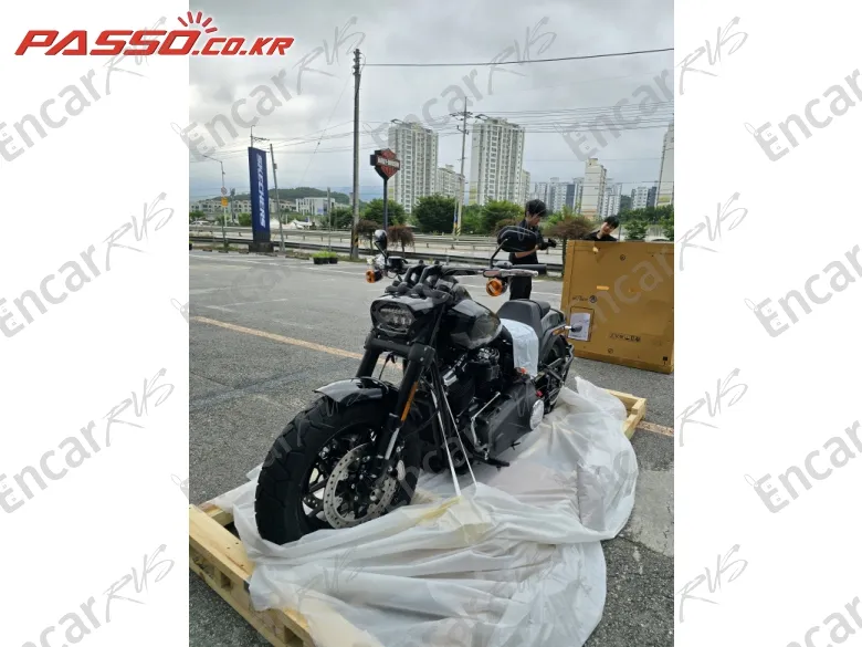 HARLEY-DAVIDSON FAT BOB 114 - фото 3