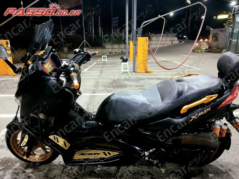 YAMAHA X MAX 300 ABS - фото 1