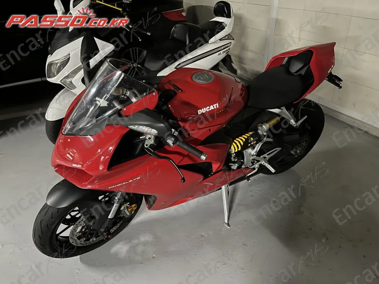 Ducati Panigale V2 - фото 0