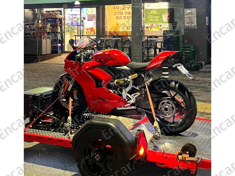 Ducati Panigale V2 - фото 1
