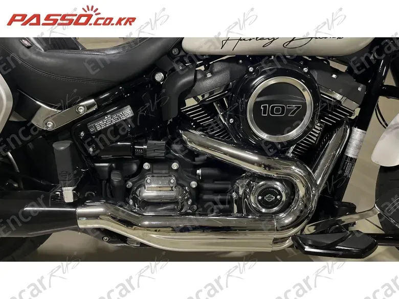 HARLEY-DAVIDSON SPORT GLIDE - фото 4