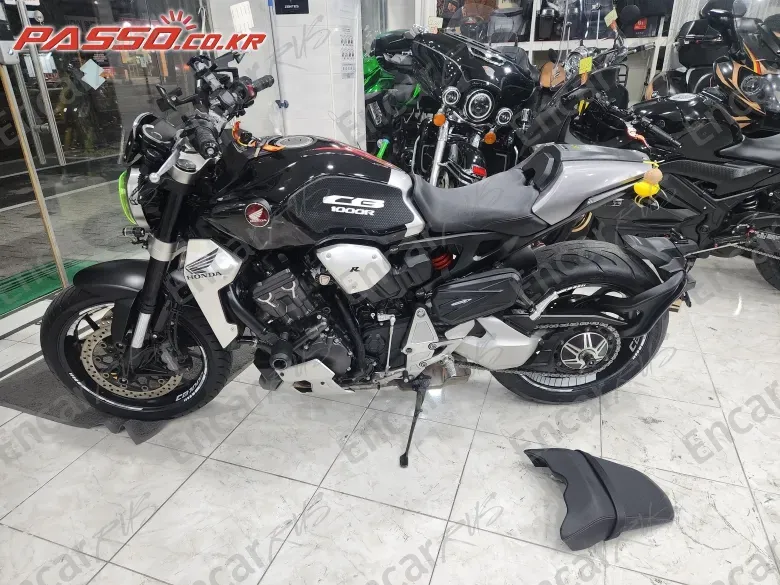 Honda Cb 1000 R - фото 1