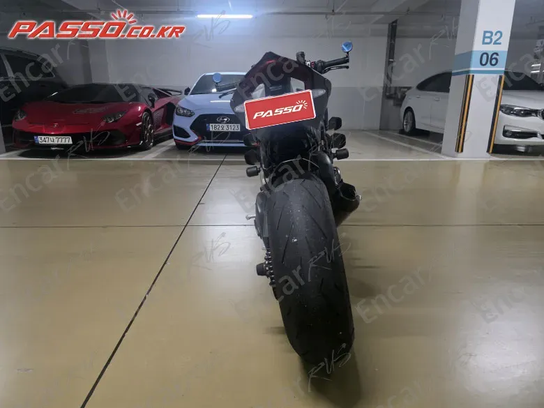 DUCATI STREETFIGHTER V4 SP - фото 2