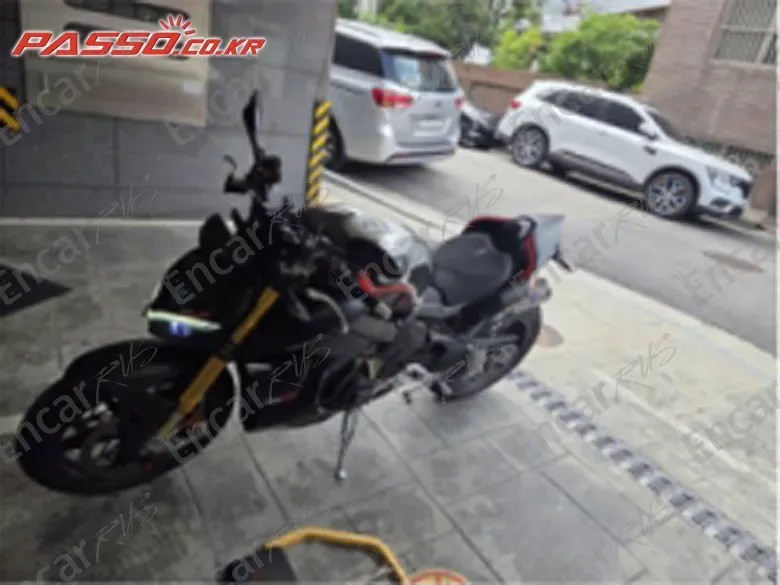 Ducati Streetfighter V4 Sp - фото 4