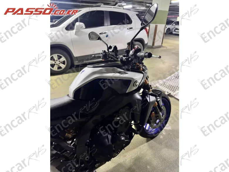 YAMAHA MT 09 SP - фото 3