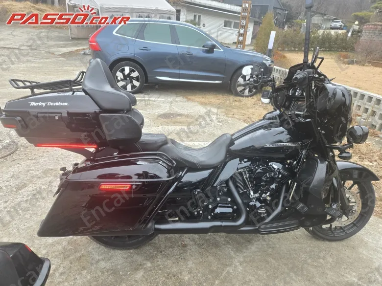 Harley-Davidson Flhxs Street Glide Special