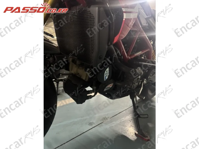 DUCATI HYPERMOTARD 939 SP - фото 4