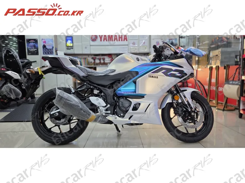 YAMAHA YZF R3 - фото 0