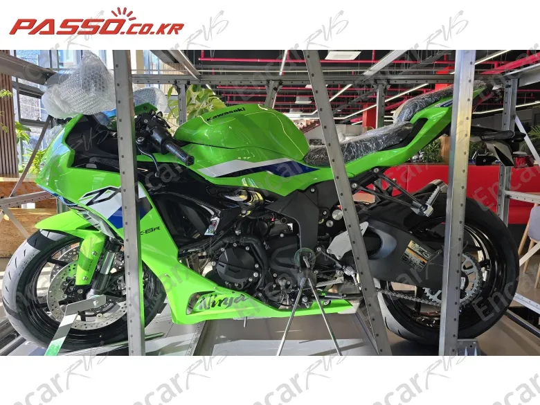 Kawasaki Zx 6 R - фото 1
