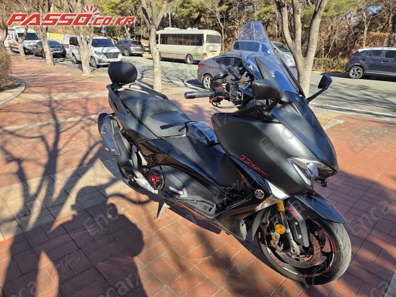 YAMAHA T MAX DX - фото 0