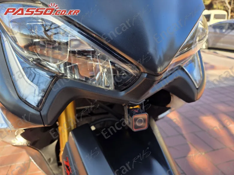 YAMAHA T MAX DX - фото 6